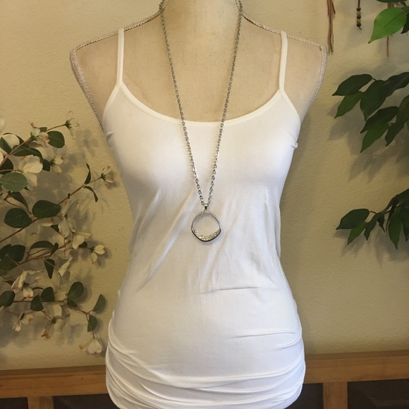 Silver rhinestone shadow box pendant on chain - Picture 3 of 8